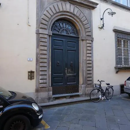 I Marchesi Luxury Flat * Lucca